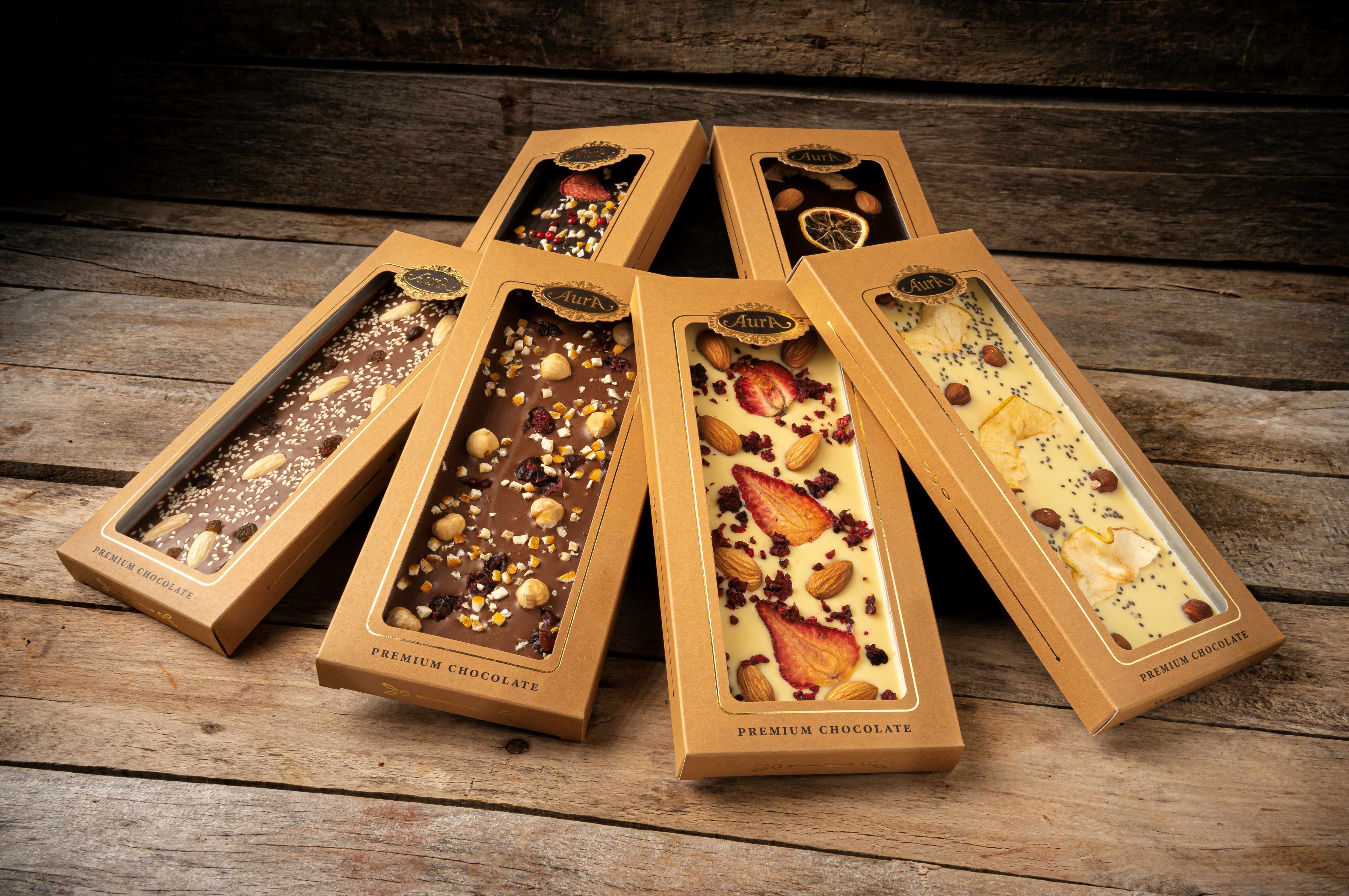 Cioccolato fondente mix di fragole, arancia e pepe rosso 120g  - Aura