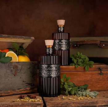 Premium Pelinkovec Victoris 0,7 l - Aura